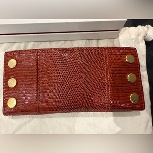 Ladies texture leather wallet and card holder.